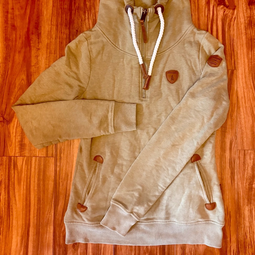 Wanakome 1/4 zip sweatshirt - Picture 7 of 7